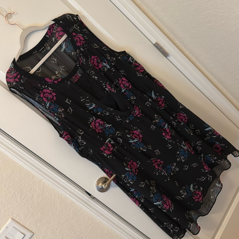 LAST CHANCE Torrid sleeveless dress with slip